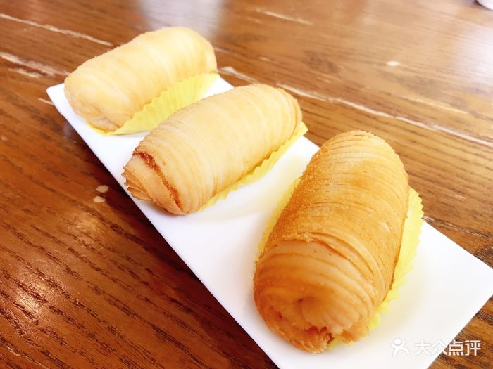 臻品粤茶餐厅(天翔花园店)金枕榴莲酥图片 - 第195张