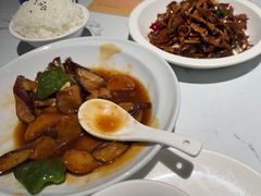 -关东小磨东北菜(漕河泾印象城店)