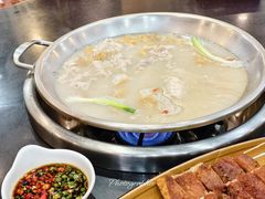 -老来福·非遗酸汤兔(凯旋路店)