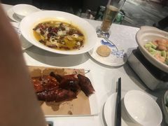 -香山湖家家宴(中山陵店)