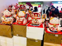 -新奇玩具工厂店