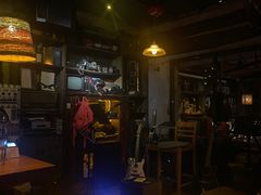 -城墙外BAR