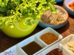 -明洞阿姨·韩式酱蟹烤肉·创意料理(三元桥店)