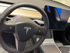 -TESLA 特斯拉(广州天环广场体验店)