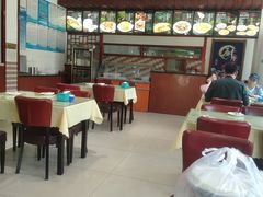 大堂-李连贵熏肉大饼(兴工街店)