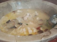 -姚记抚仙湖野生菌石锅鱼庄