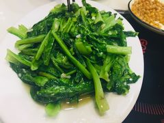-鑫悦楼煎蟹·16年海鲜大排档