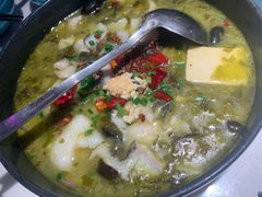 老坛酸菜黑鱼片（小份）-荷塘秋月·本帮江浙菜(国权路店)