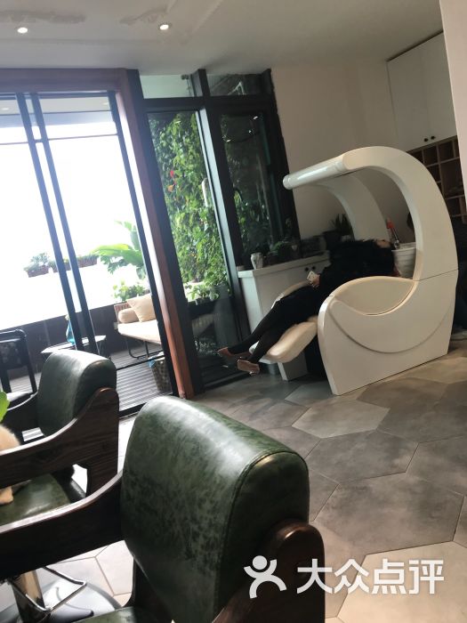 罗伟明工作室图片 - 第2张