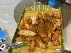 -三亚火车头万人海鲜广场