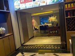 门面-顺峰(农展馆店)
