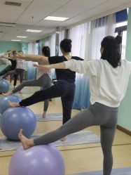 -爱尔乐美孕产瑜伽·普拉提