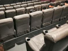 -大光明丽星VIP影城(昌里路杜比全景声店)