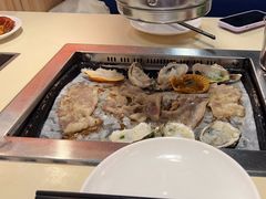 -爱客得牛排海鲜烤肉·火锅自助(春熙路黑金好店)