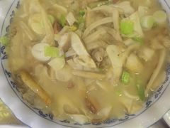 -邱二餐馆