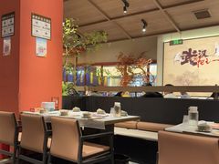 -肥肥虾庄·金牌油焖大虾(沙湖店)
