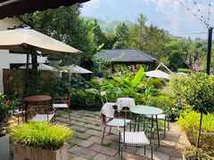 -Cafe In Little Forest