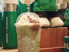 -星巴克臻选(广州好世界广场店)