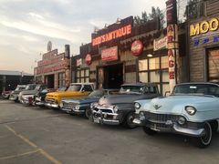 -席娜卡琳火车铁道夜市