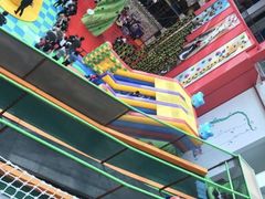 -蒙特利亲子乐园