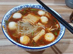 红油米线-老字号杨坡红油米线腊汁肉夹馍(东四道巷店)