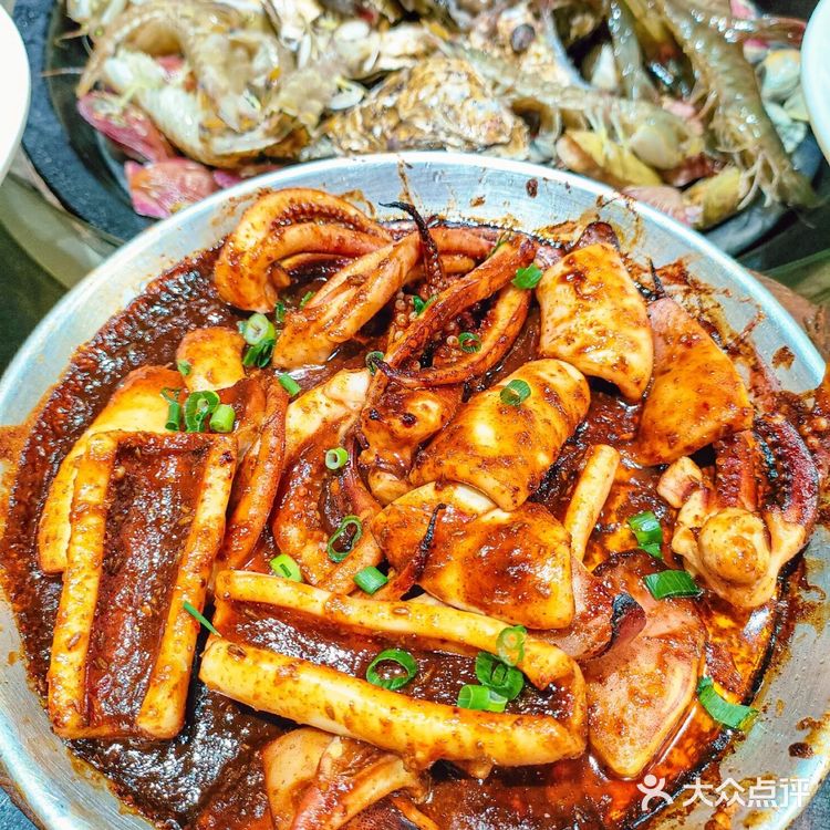 听说这是青岛本地人会去的海鲜蒸锅🥘