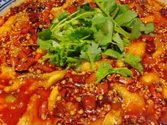 无刺巴沙老碗鱼-清真·拉菲尔鱼庄(钟楼回民街店)