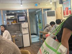 -BHC炸鸡(明洞总店)