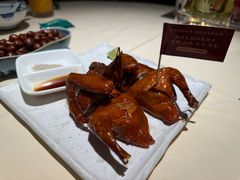 非遗红烧乳鸽-侨美食家·粤菜(体育西路店)