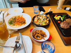 -必胜客(WOW昙华林店)