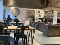 大堂-Vanilla Specialty Coffee(八大关店)