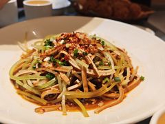 -双湖园·地标武汉菜(黄鹤楼解放路店)