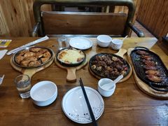 -老东镇啤酒屋海鲜加工·蒸汽海鲜·海鲜烧烤(台东店)