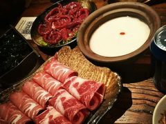 -老牌坊云南鱼豆花火锅(嵩山店)