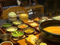-银米·云南传统过桥米线(双廊黑金冠店)