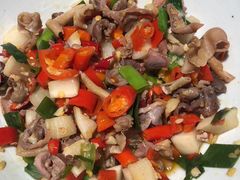 -老湖南民间菜·牛肉十八炒(花都店)