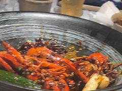-肥肥虾庄·金牌油焖大虾(杨园滨江时代walk店)