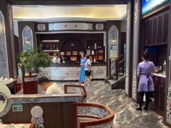 -哈啾嗨·新概念蒙餐(红星新城店)