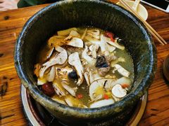 丽江玛卡滋补锅底-滇藏石锅宴(崇仁巷老店)
