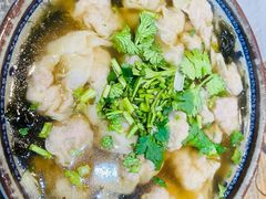 招牌野馄炖-老谢野馄饨(延安路店)