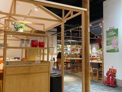 -渝信川菜 · 川味家常菜(财富购物中心店)
