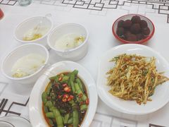 -严三毛口味虾·小严同学的店(曙光路直营店)