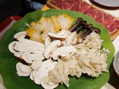 -钢管厂五区小郡肝串串香火锅(梅川路店)