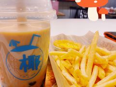 -肯德基(西影路店)