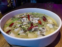 -爱啤精酿·民谣酒馆(滨江店)