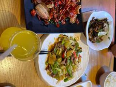 -隔壁老王·家常云南菜(花巷店)