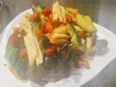 -缘福乡村铁锅炖民宿(八达岭店)