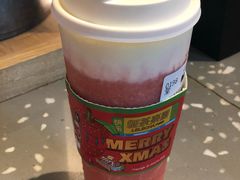 草莓酪酪-LELECHA乐乐茶(上海五角场万达广场店)