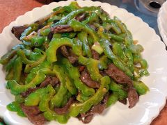 凉瓜炒牛肉-欢乐时光家常菜(大石店)