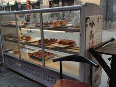 面包甜点陈列柜-哈勒滨饭庄(南二道街店)